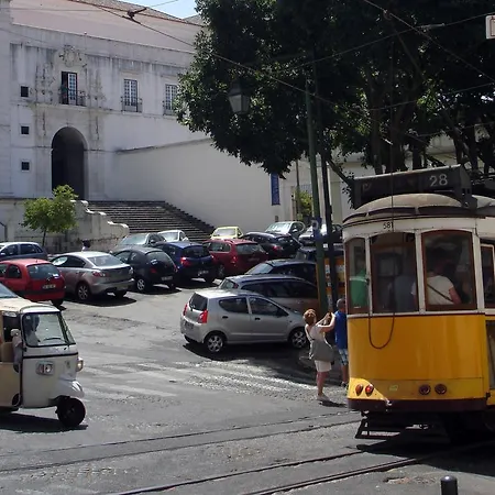 Neighbourly Lisbon - Sao Vicente House Apartment