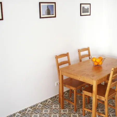 Neighbourly Lisbon - Sao Vicente House Apartment